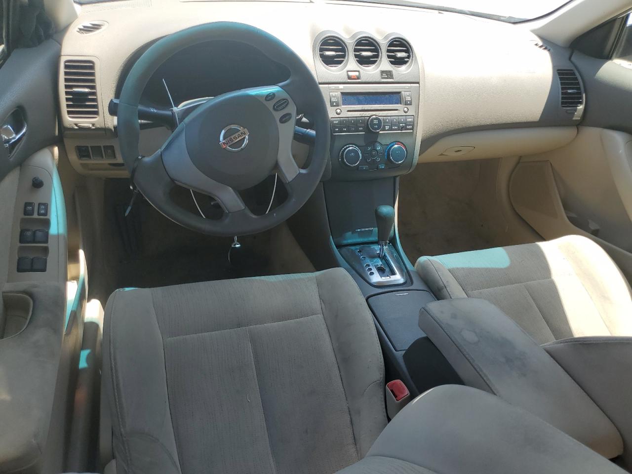 2012 Nissan Altima Base vin: 1N4AL2AP8CN568304