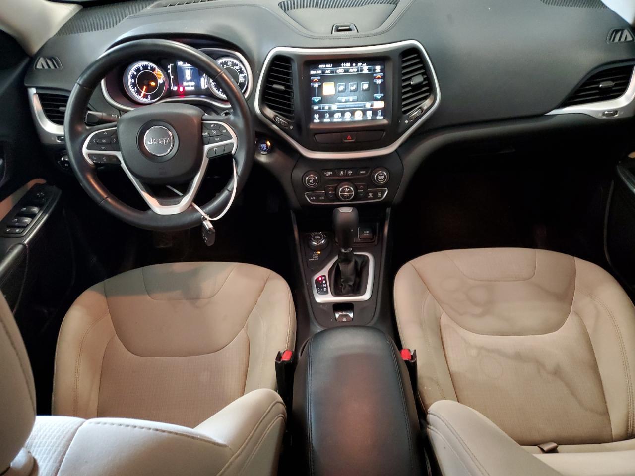 1C4PJMCS2GW145418 2016 Jeep Cherokee Latitude