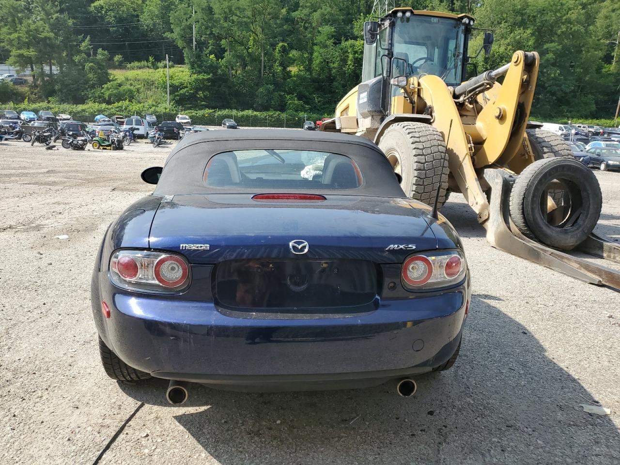 JM1NC25F270137652 2007 Mazda Mx-5 Miata