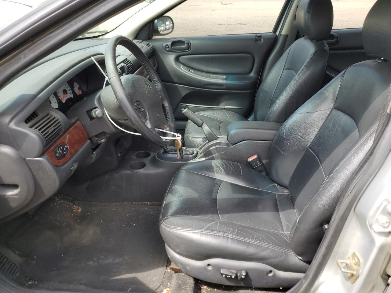 1B3EJ56U11N734405 2001 Dodge Stratus Es