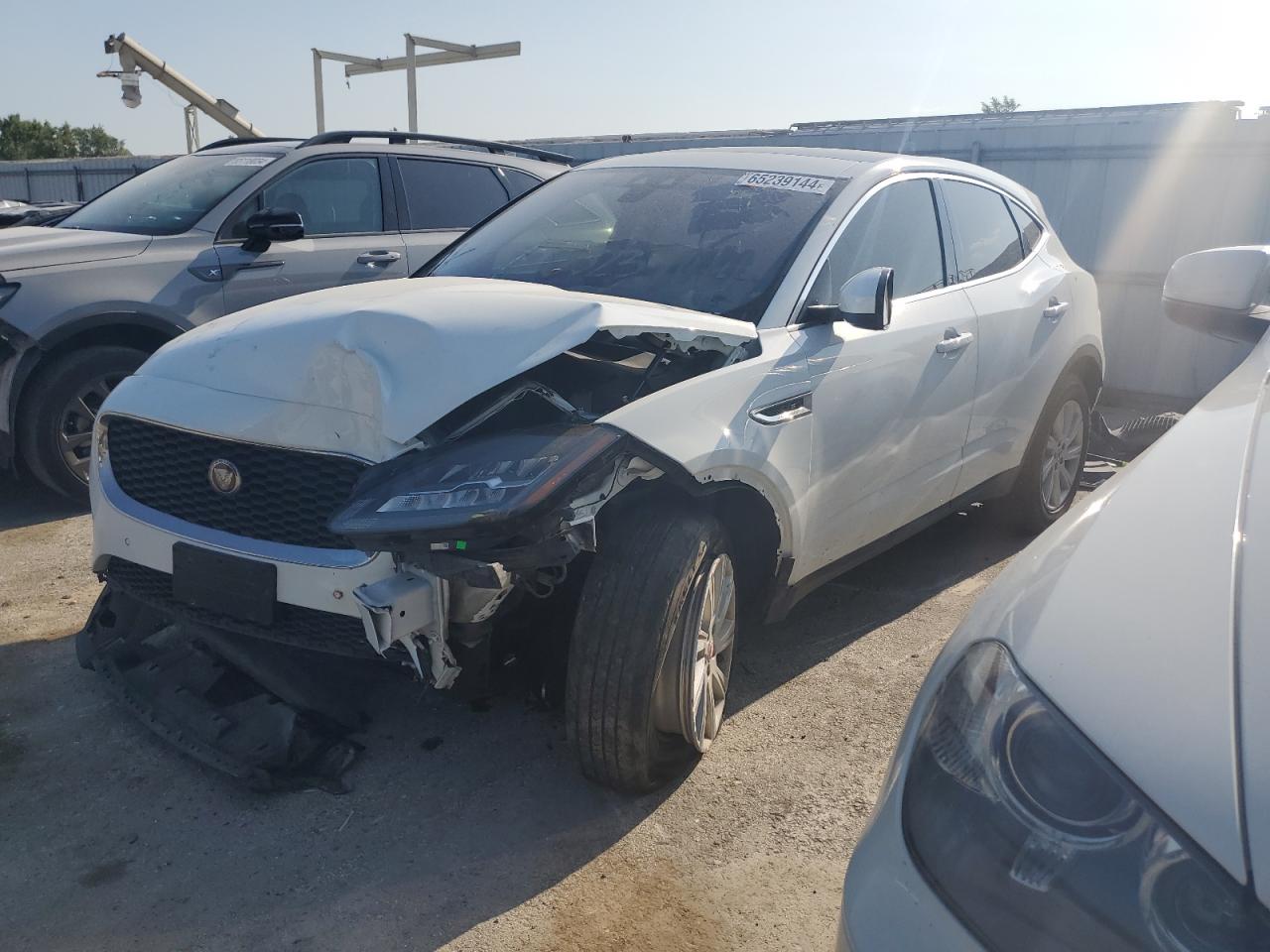 SADFJ2FXXJ1Z31922 JAGUAR E-PACE S 2018