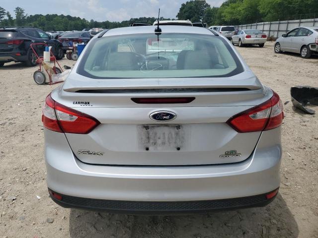 1FAHP3F28CL474506 2012 Ford Focus Se