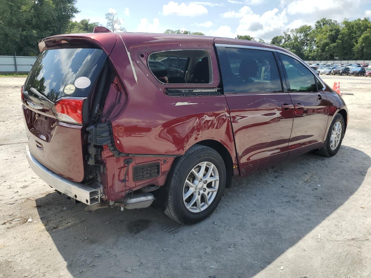 2C4RC1DG1HR508975 2017 Chrysler Pacifica Touring