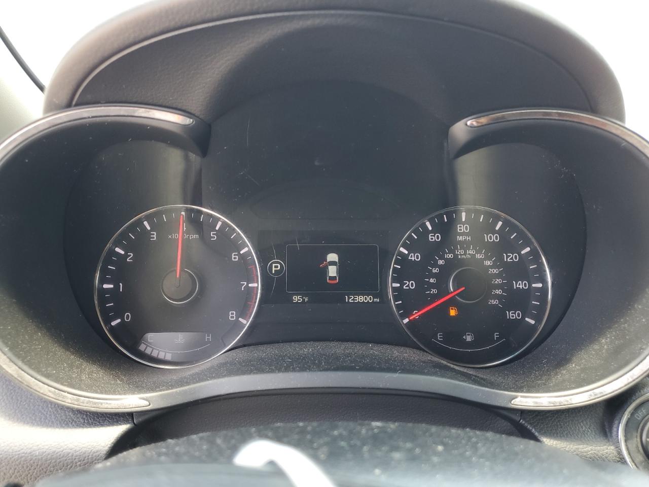 3KPFL4A74JE213207 2018 Kia Forte Lx