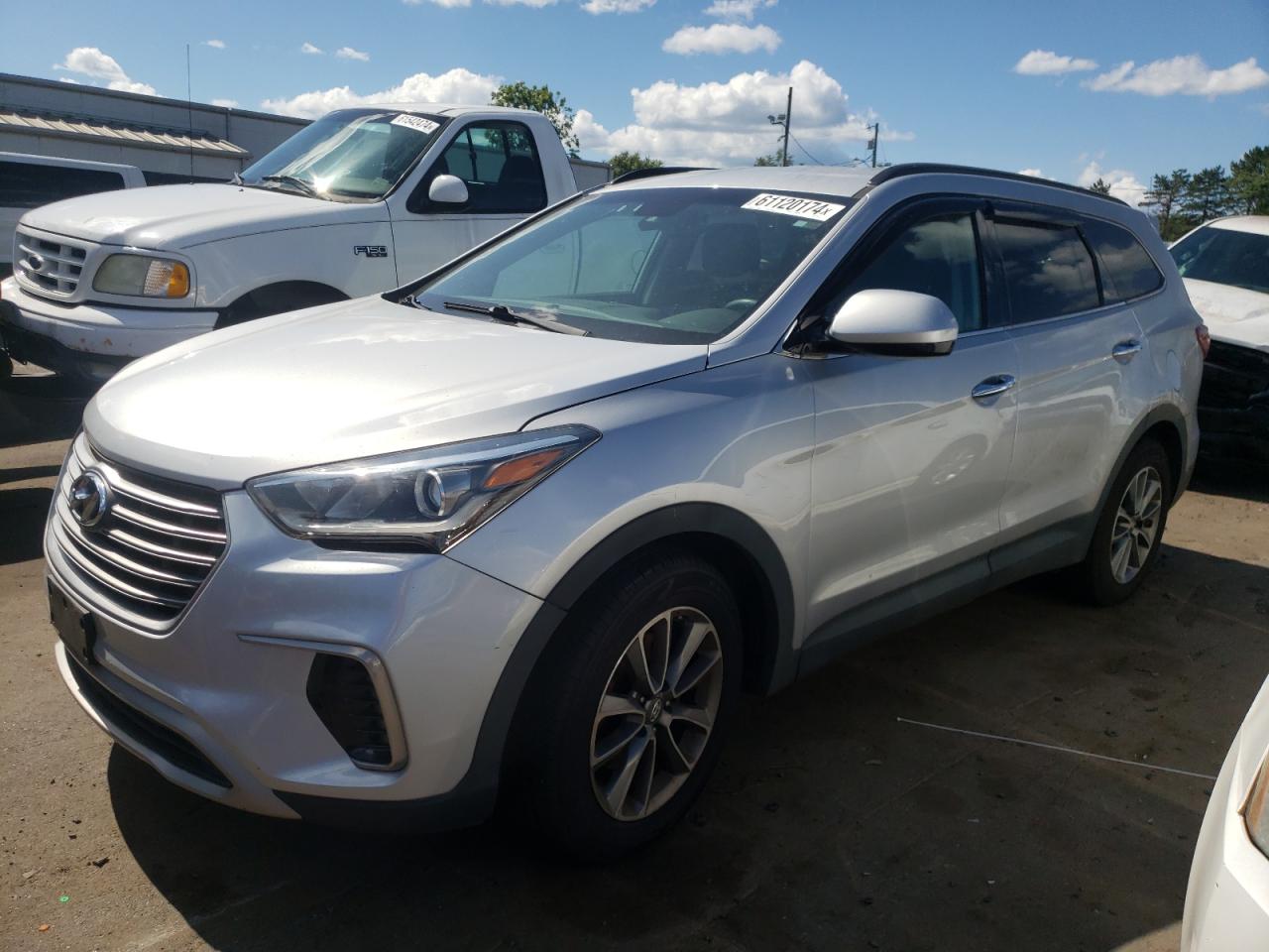 2017 Hyundai Santa Fe Se vin: KM8SMDHF5HU172232