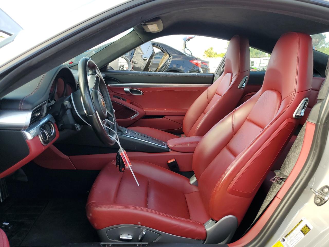 WP0AA2A96JS106565 2018 Porsche 911 Carrera