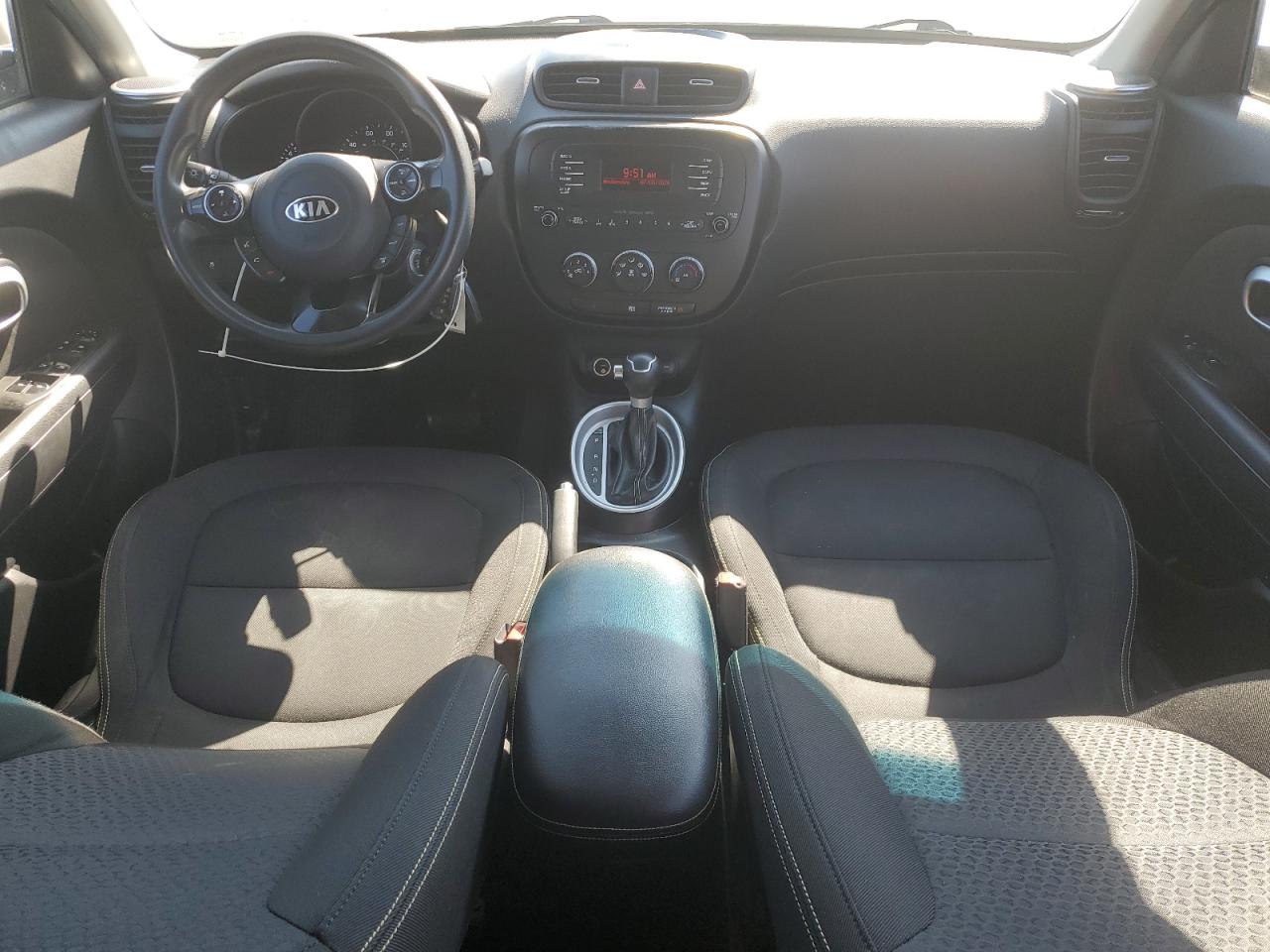 KNDJP3A5XF7186111 2015 Kia Soul +