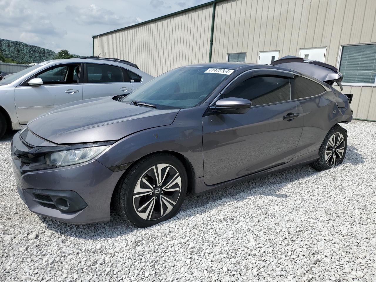 2017 Honda Civic Ex vin: 2HGFC3B32HH356663