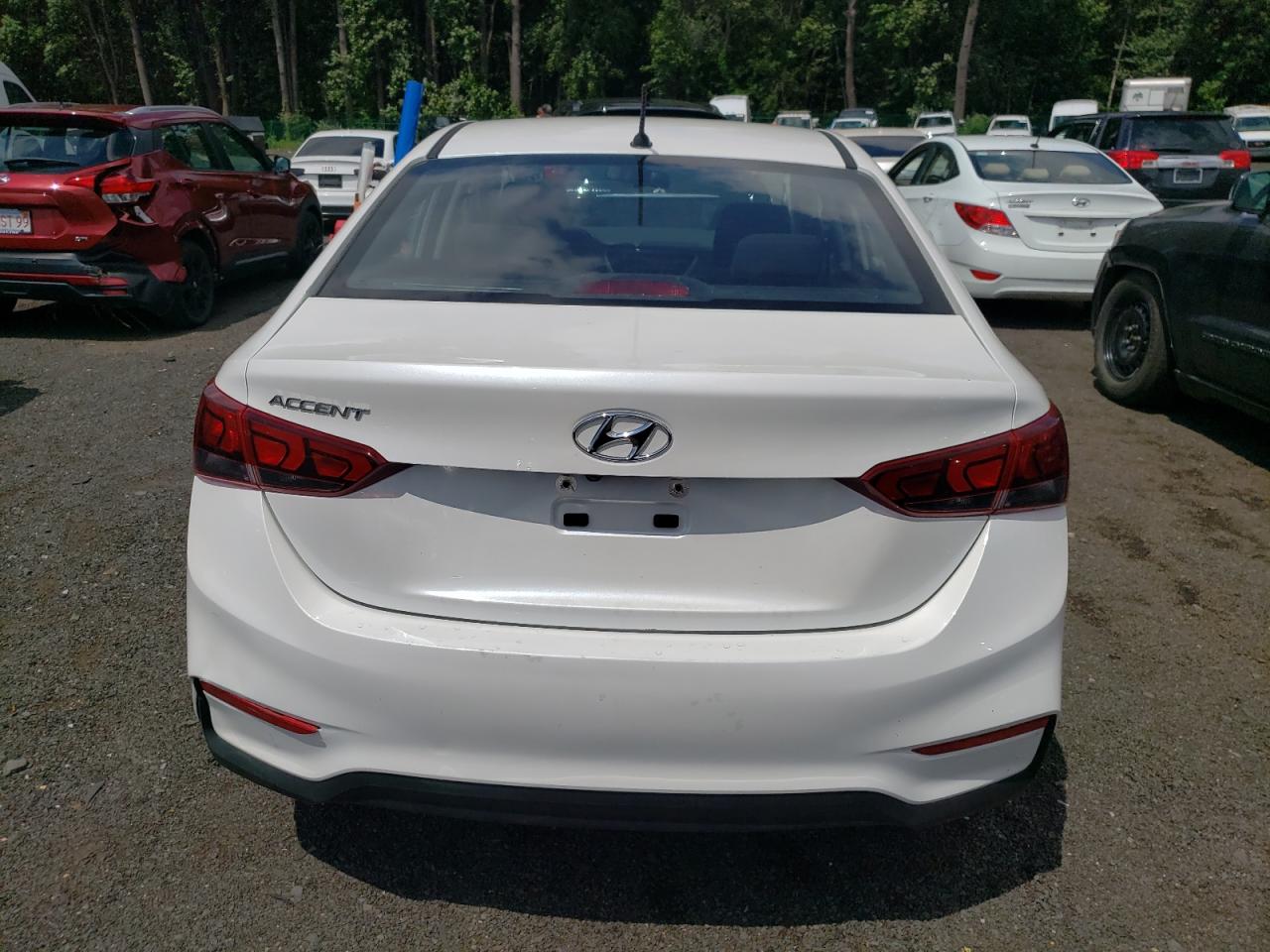 2018 Hyundai Accent Se vin: 3KPC24A34JE035057