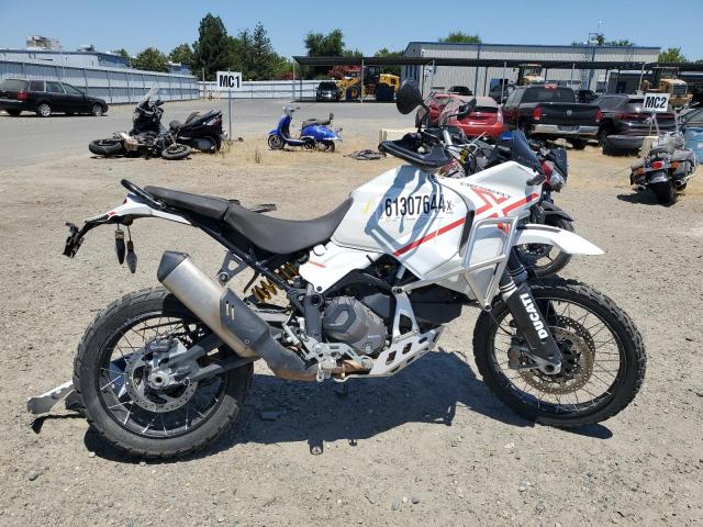 2023 DUCATI DESERT X - ZDMXANDTXPB003424