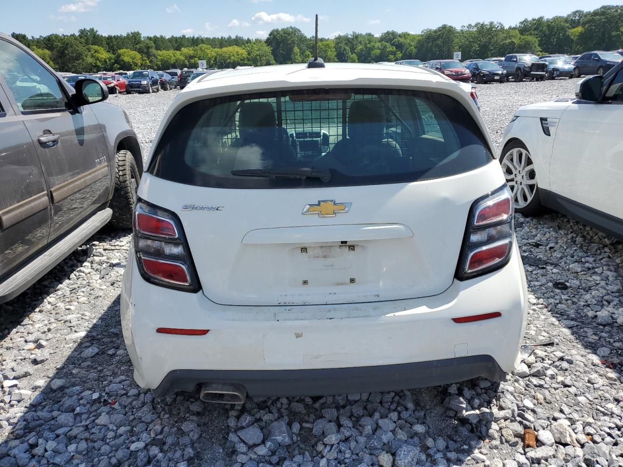 2020 Chevrolet Sonic vin: 1G1JG6SB1L4112507