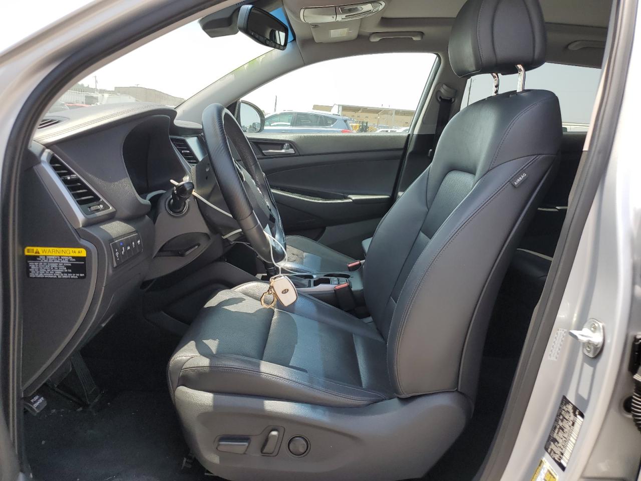 KM8J33A23GU265698 2016 Hyundai Tucson Limited