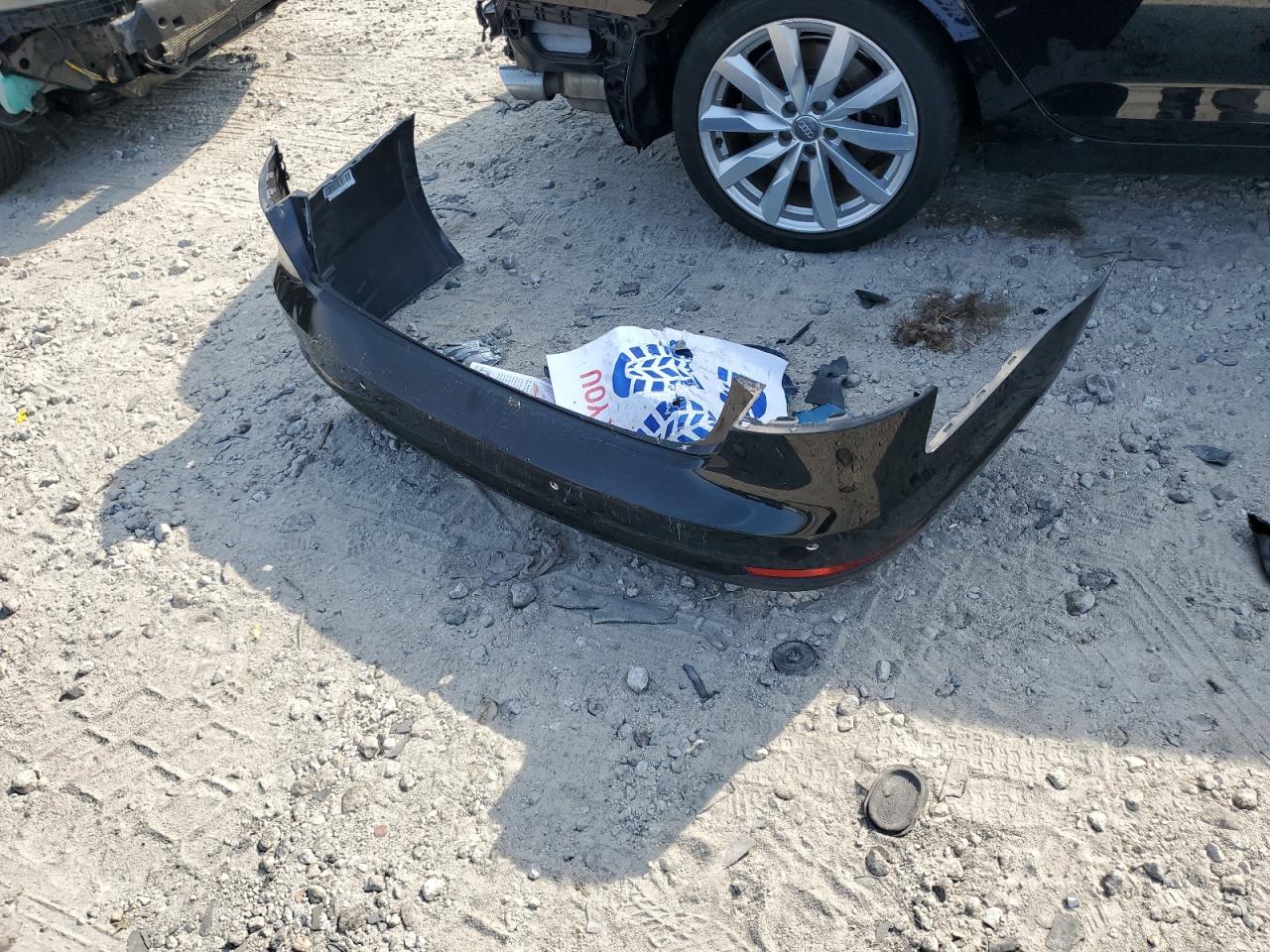 WAUANAF41HN008755 2017 Audi A4 Premium