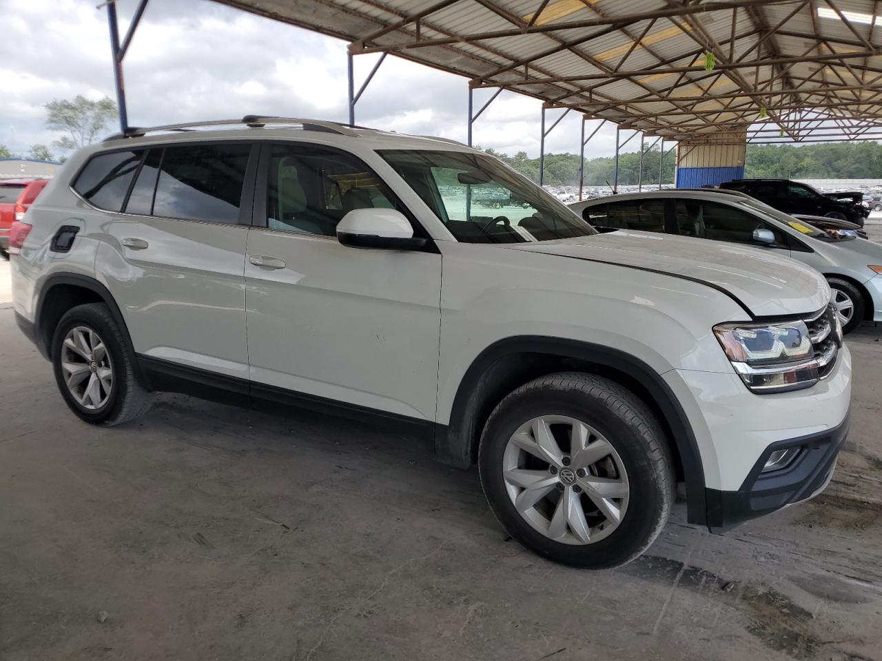 1V2LR2CAXJC588992 2018 Volkswagen Atlas Se