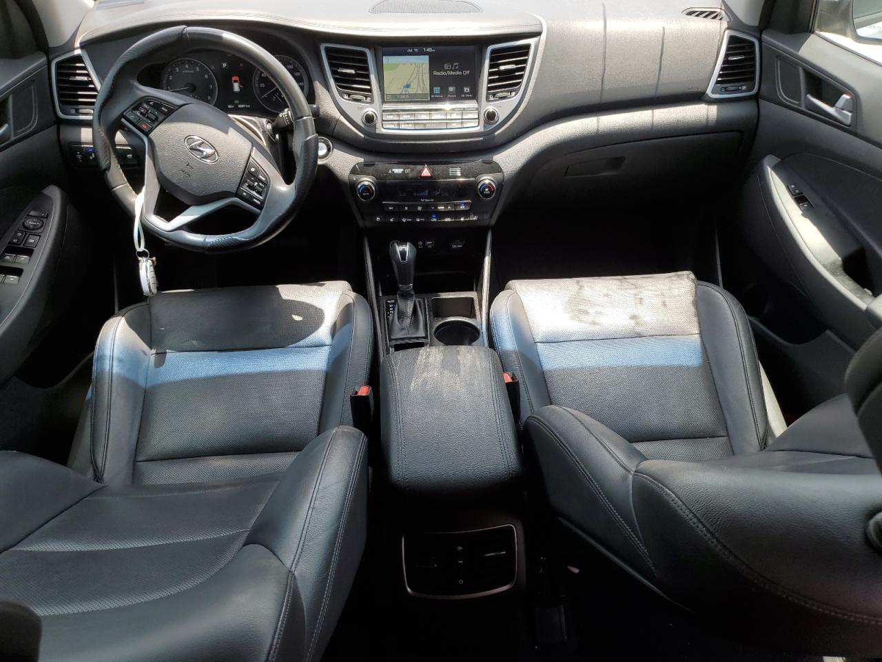 KM8J33A23GU265698 2016 Hyundai Tucson Limited