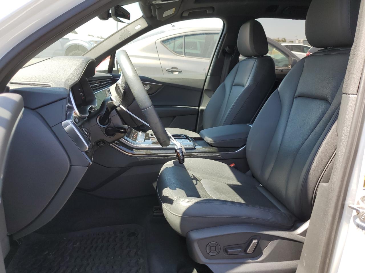 WA1VXAF71MD034937 2021 Audi Q7 Prestige