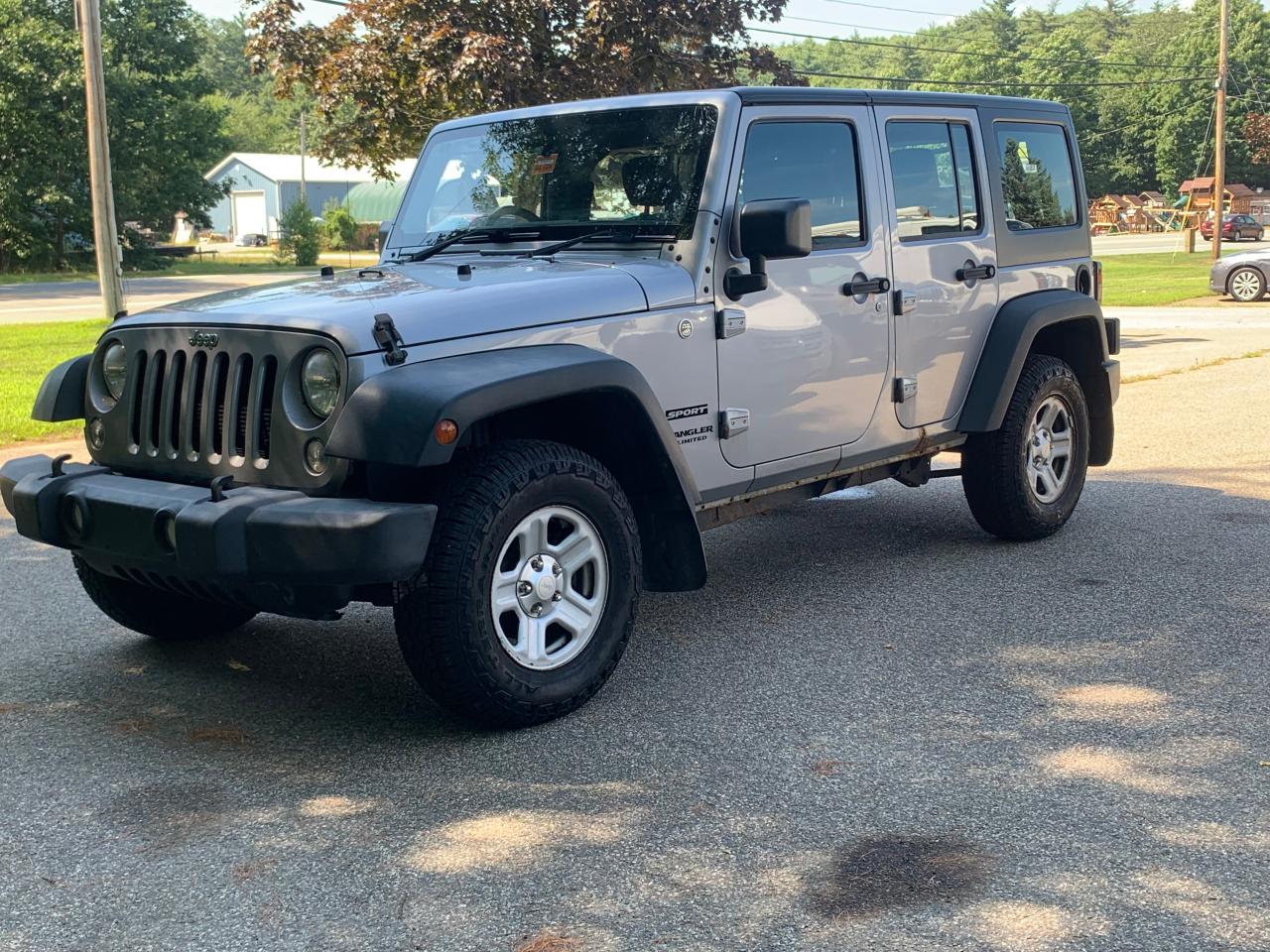 2014 Jeep Wrangler Unlimited Sport vin: 1C4BJWKG7EL328430