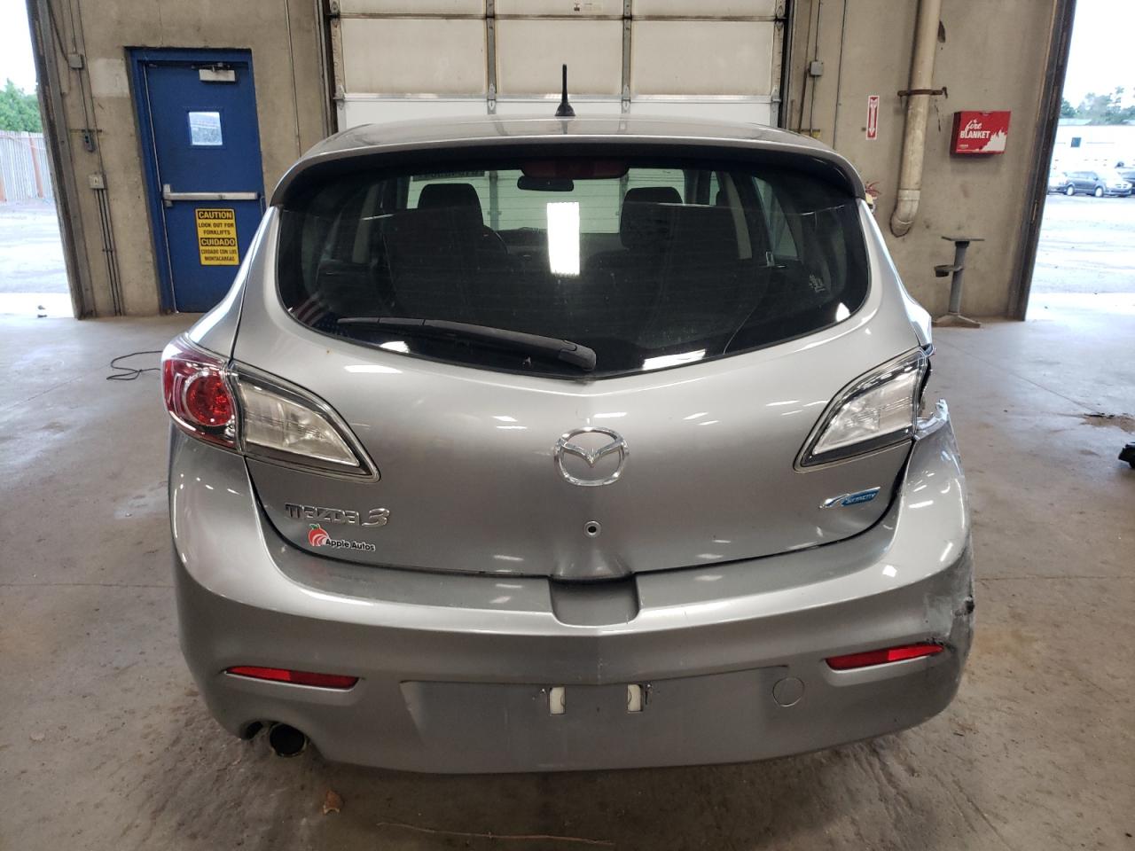 JM1BL1L74C1652052 2012 Mazda 3 I