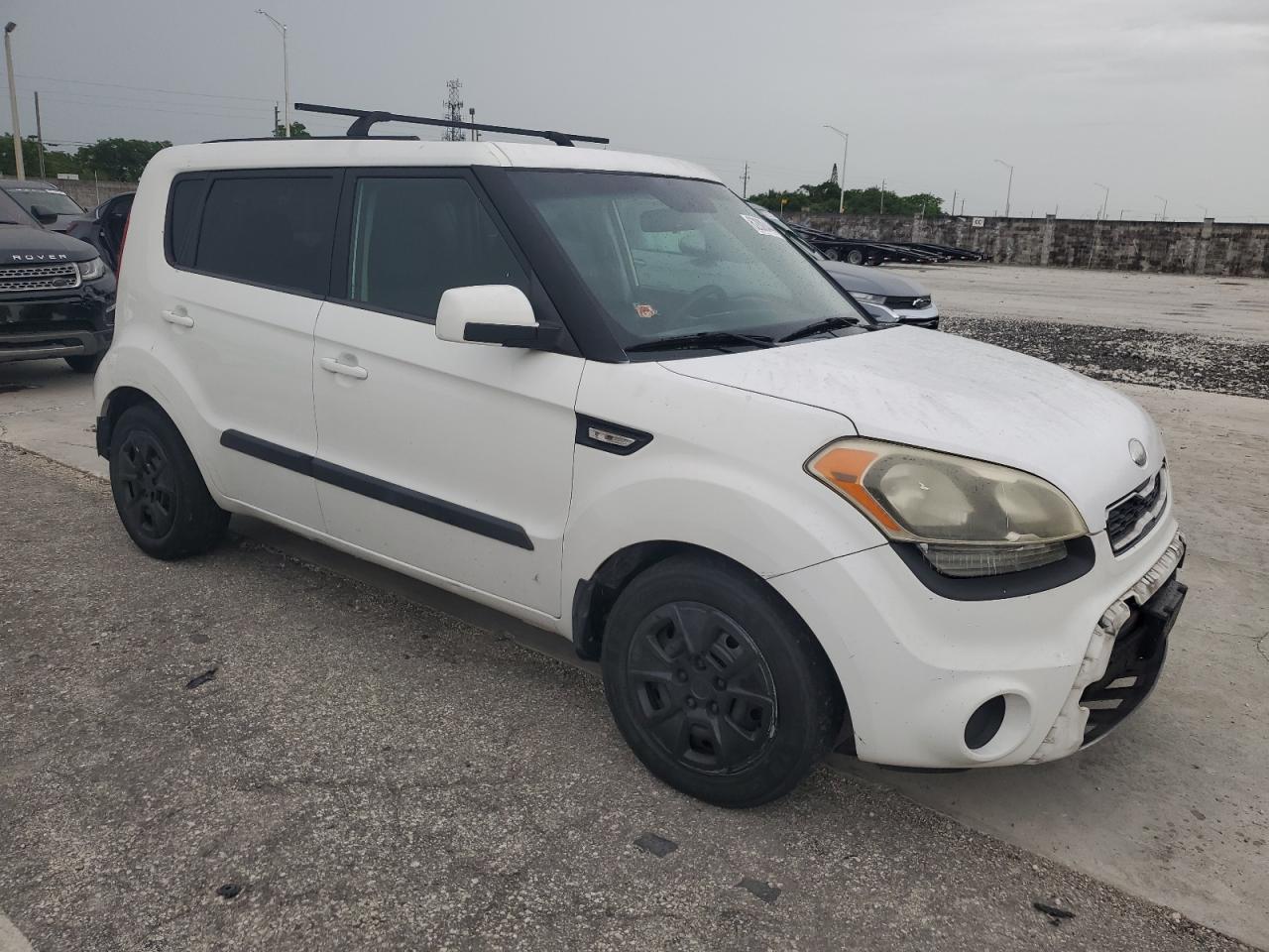 2013 Kia Soul vin: KNDJT2A55D7540720