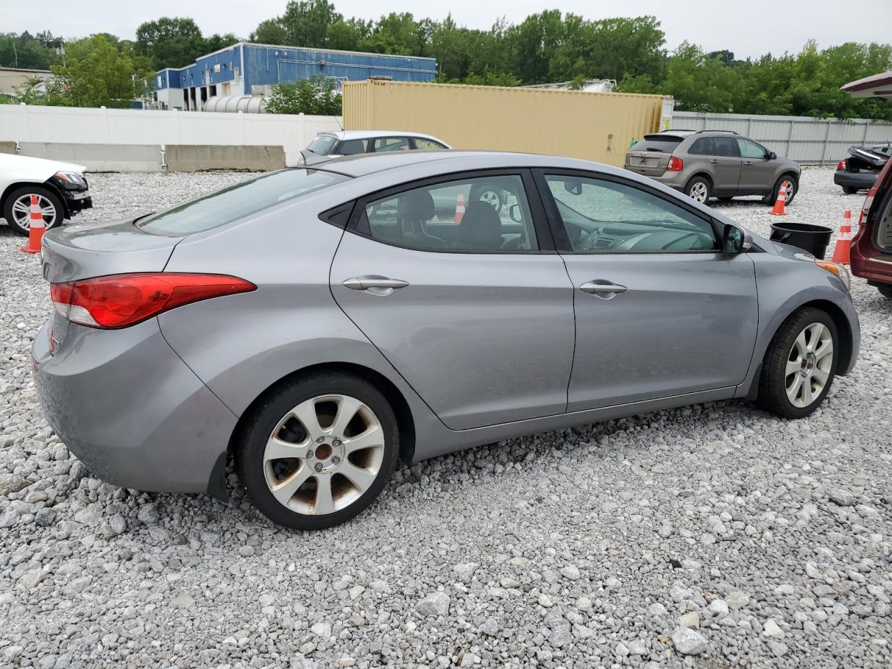 2013 Hyundai Elantra Gls vin: KMHDH4AE6DU722403