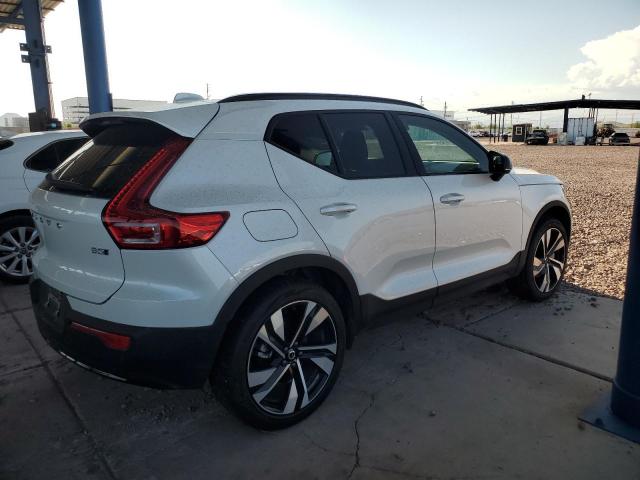 VOLVO XC40 PLUS 2024 white  gas YV4L12ULXR2254114 photo #4