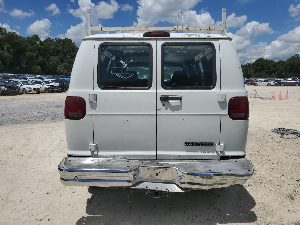 2D7HB11Y53K509369 2003 Dodge Ram Van B1500