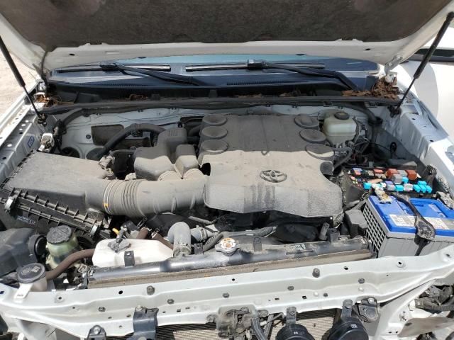 2019 TOYOTA 4RUNNER SR - JTEBU5JR2K5646469