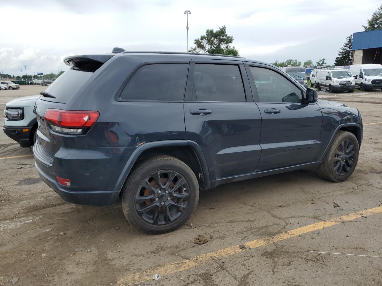 2018 Jeep Grand Cherokee Laredo vin: 1C4RJFAG4JC152866