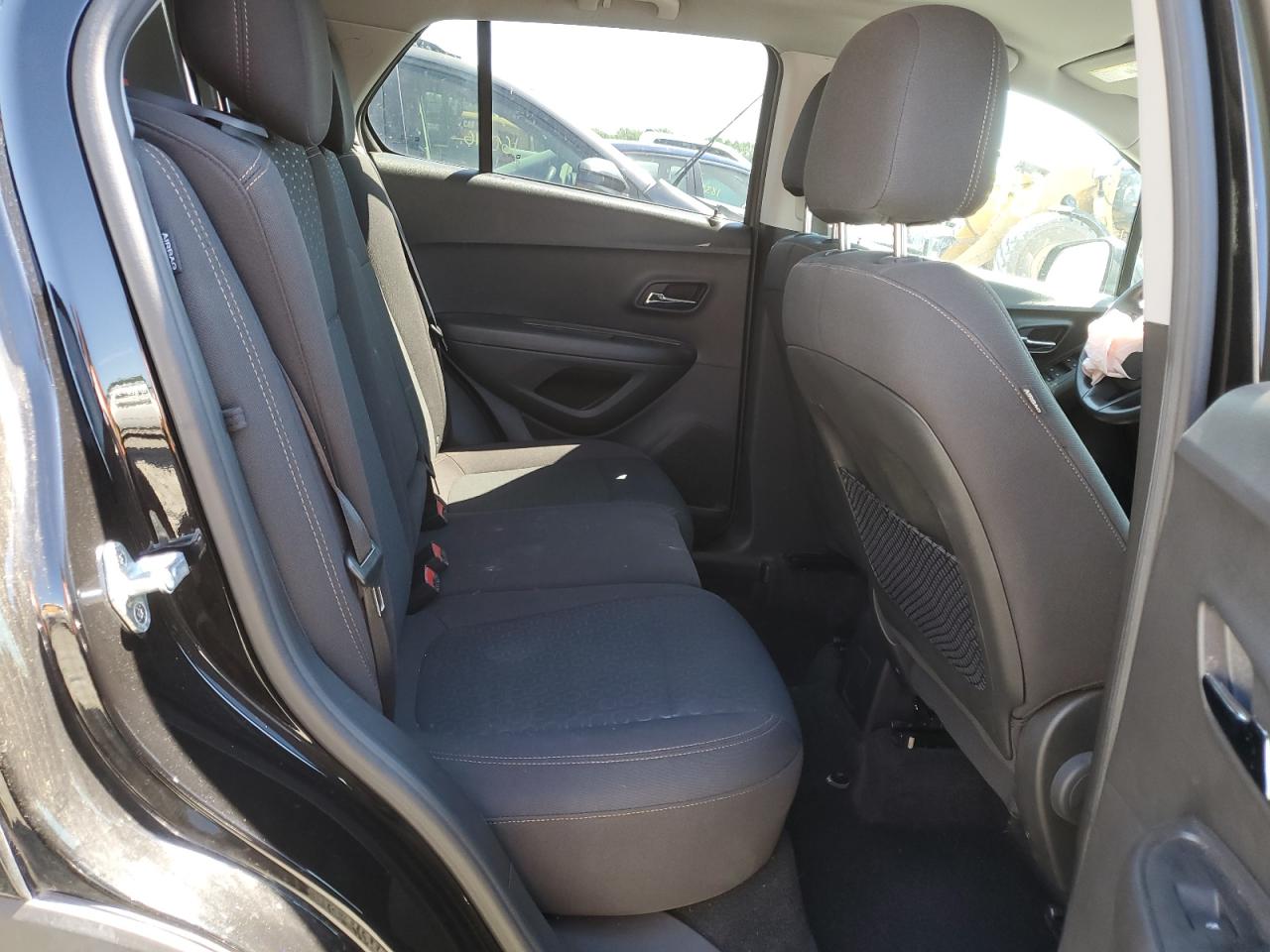 KL7CJKSB0LB091619 2020 Chevrolet Trax Ls