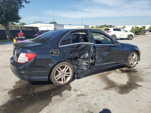 VIN WDDGF4HB8DR301102 2013 Mercedes-Benz C-Class, 250 no.3