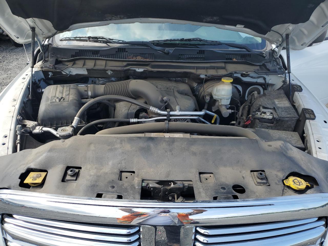 3C6RR7LT3HG637605 2017 Ram 1500 Slt