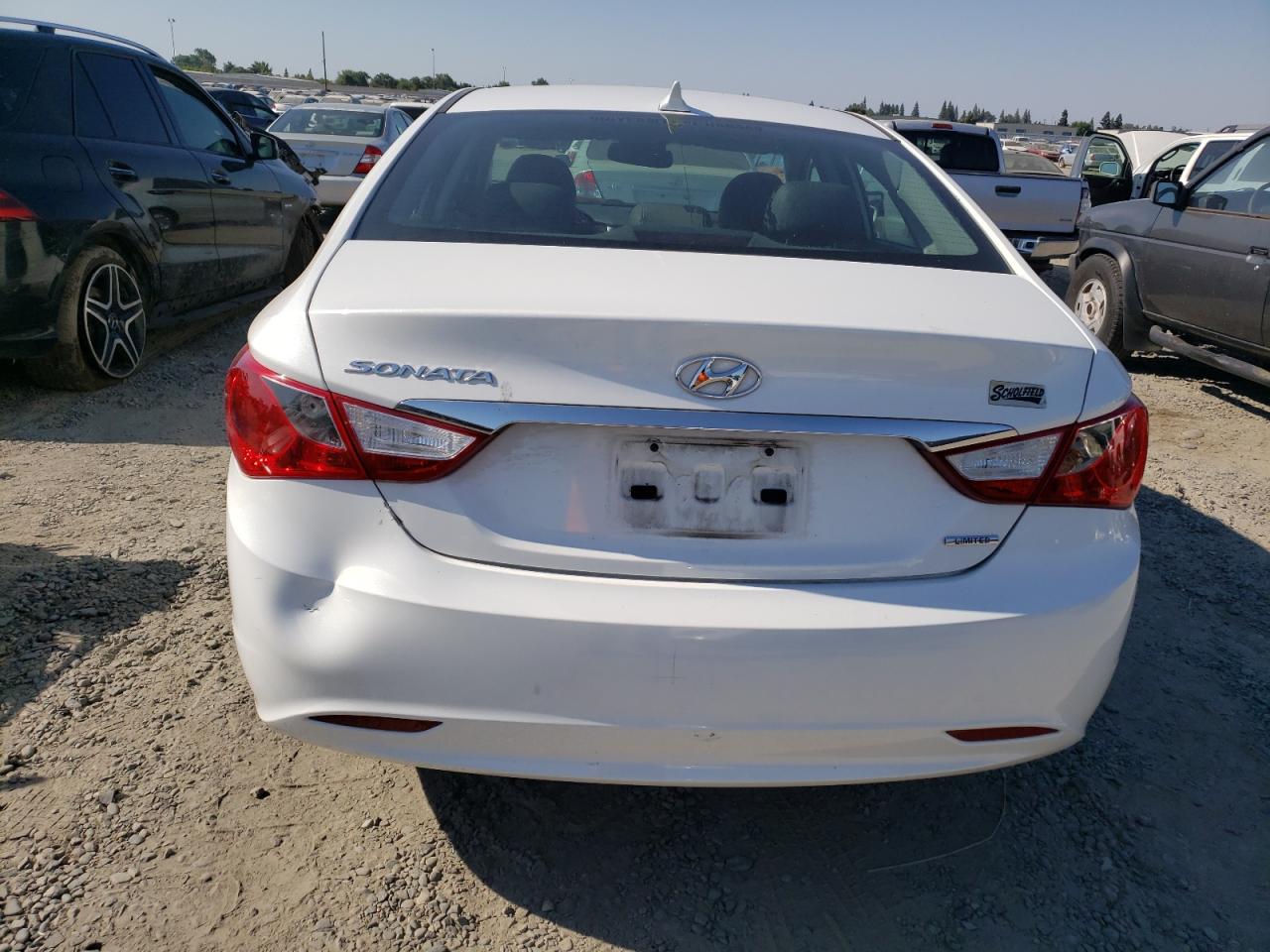 5NPEC4AC8BH006857 2011 Hyundai Sonata Se