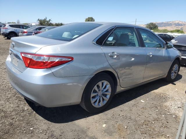 VIN 4T1BF1FK4HU678708 2017 Toyota Camry, LE no.3