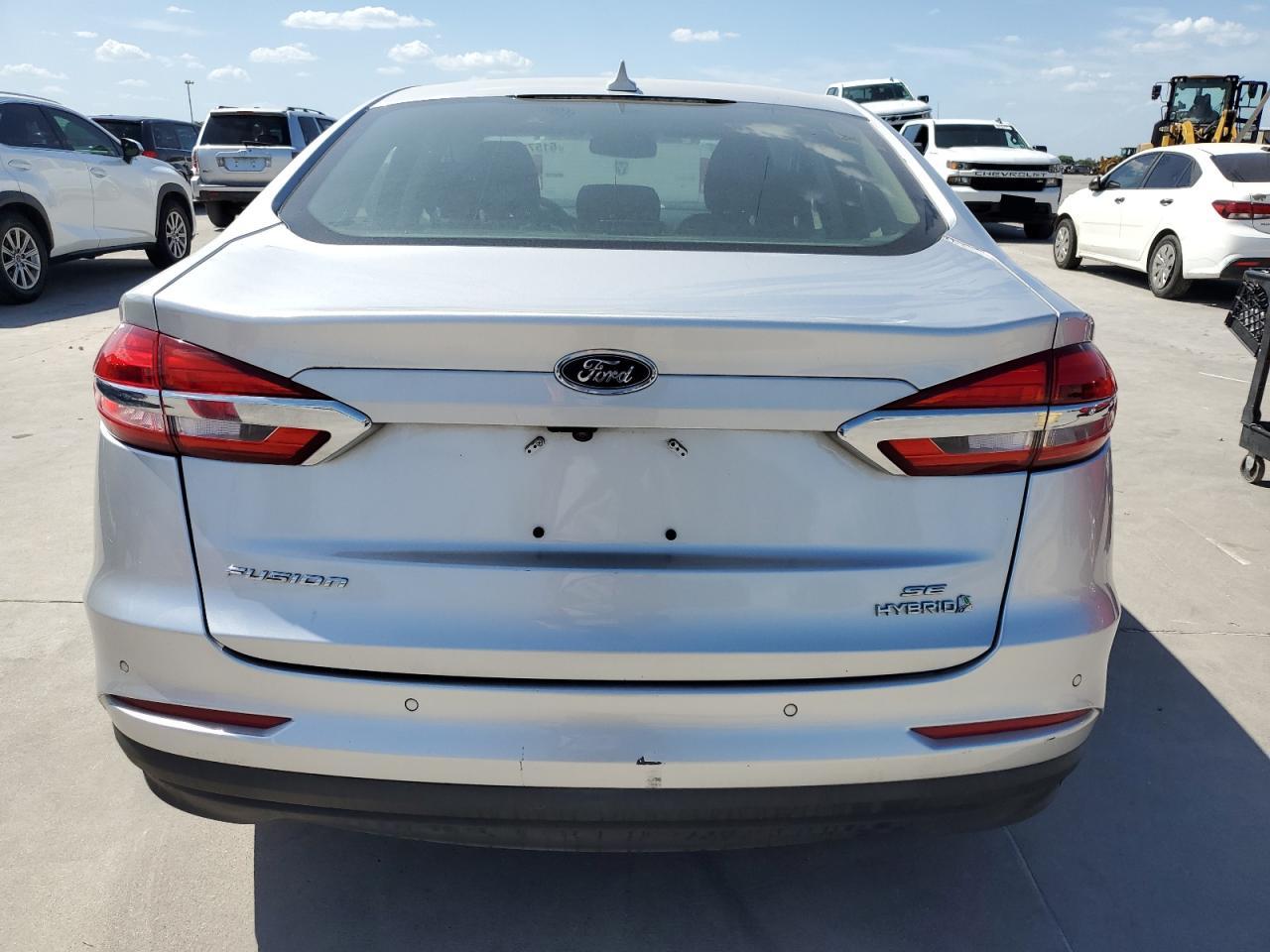 2019 Ford Fusion Se vin: 3FA6P0LU1KR139311