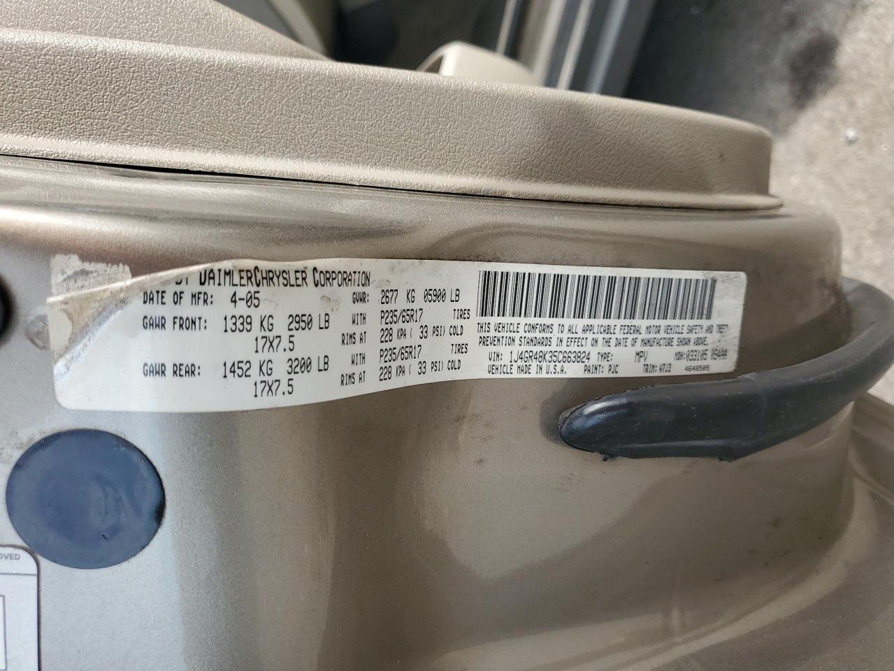 1J4GR48K35C663824 2005 Jeep Grand Cherokee Laredo