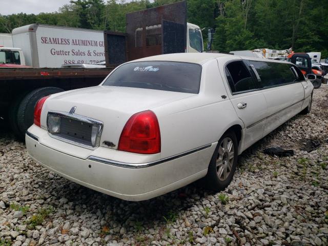 LINCOLN TOWN CAR E 2008 white limousin gas 2L1FM88W98X659548 photo #4