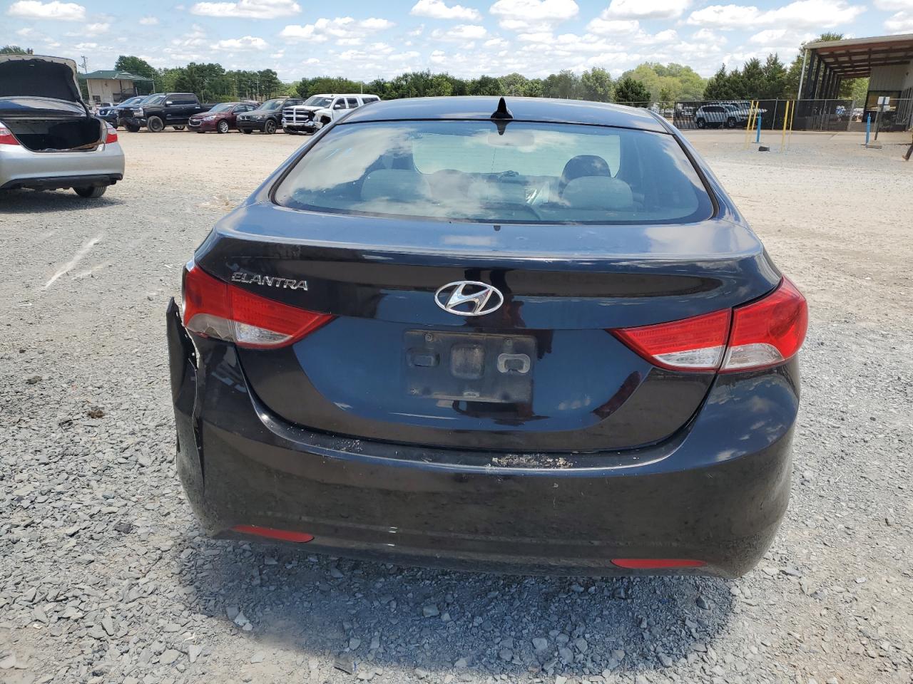 5NPDH4AE6CH088250 2012 Hyundai Elantra Gls