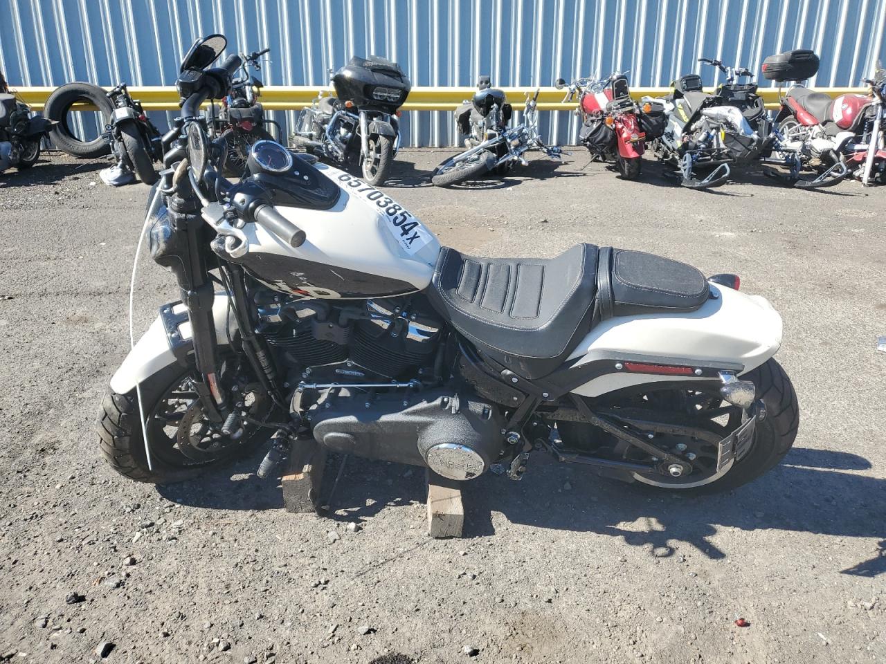 Lot #2977109236 2022 HARLEY-DAVIDSON FXFBS