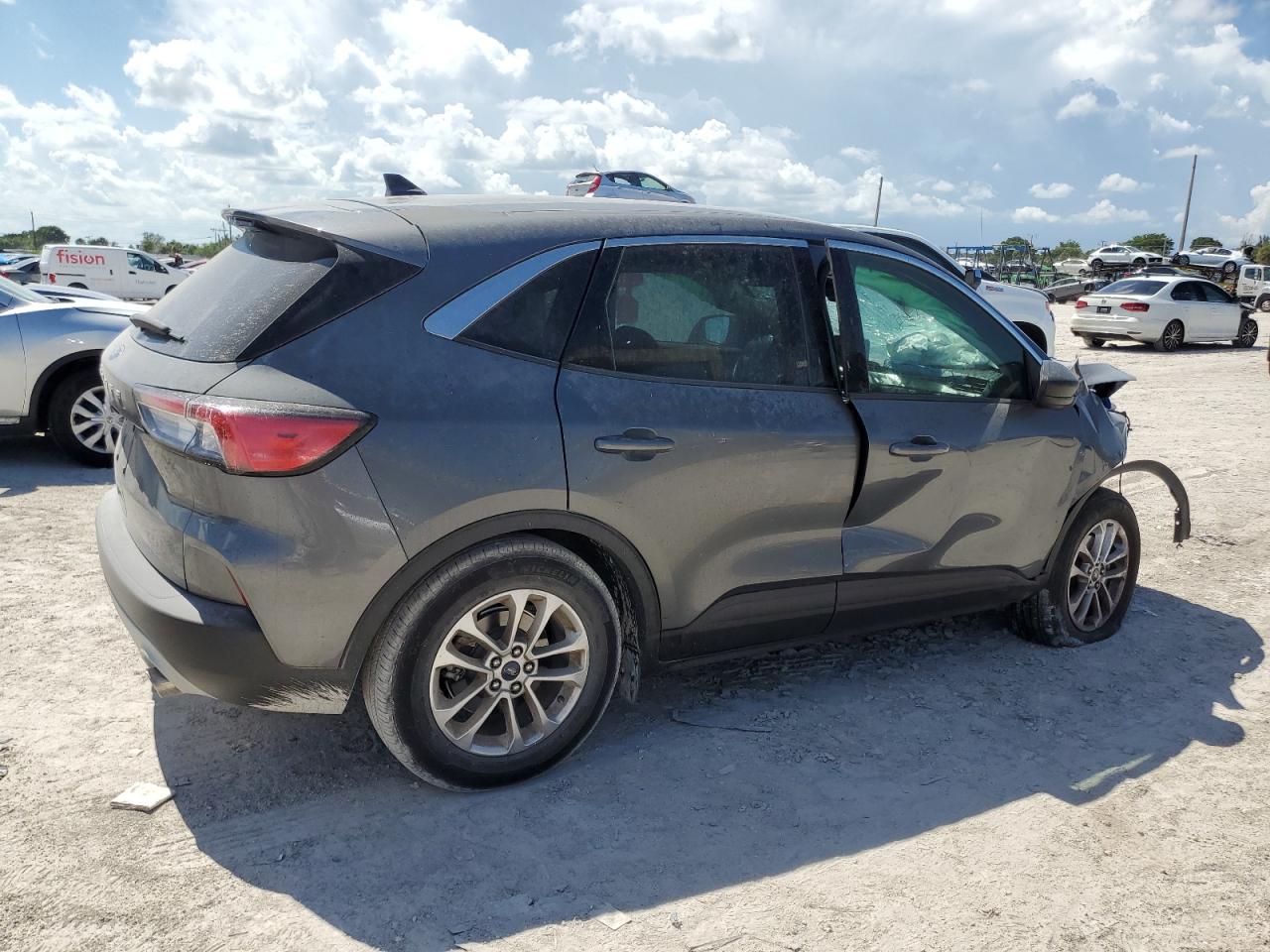 Lot #2860024167 2022 FORD ESCAPE SE