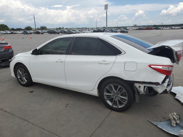 VIN 4T1BF1FK0HU647472 2017 Toyota Camry, LE no.2