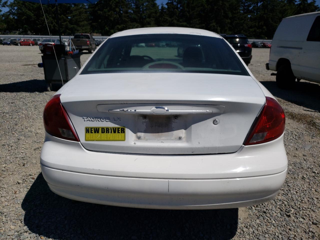 1FAFP52U8YG267348 2000 Ford Taurus Lx