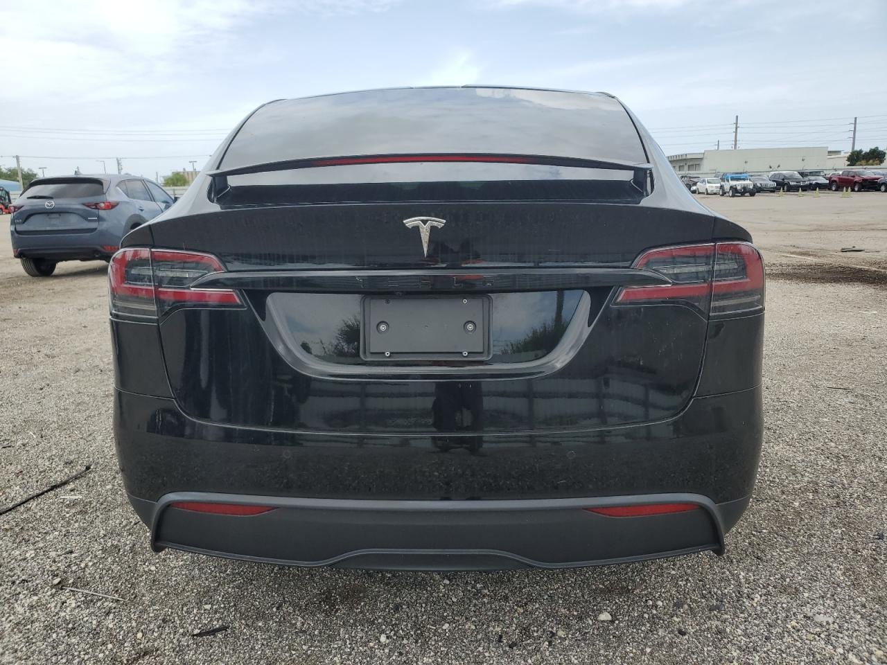 7SAXCDE55PF381795 2023 Tesla Model X