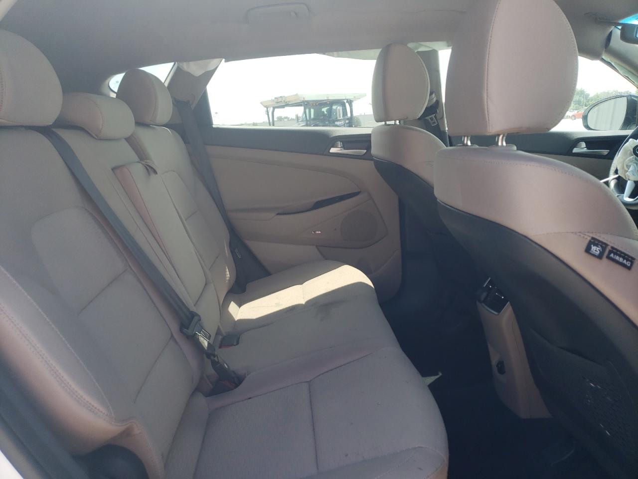 KM8J33AL1KU890893 2019 Hyundai Tucson Limited