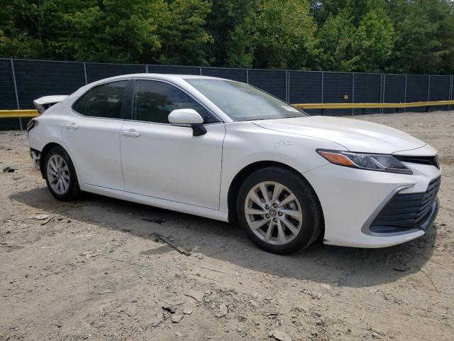 Vin: 4t1r11ak4mu446141, lot: 62002824, toyota camry le 20214