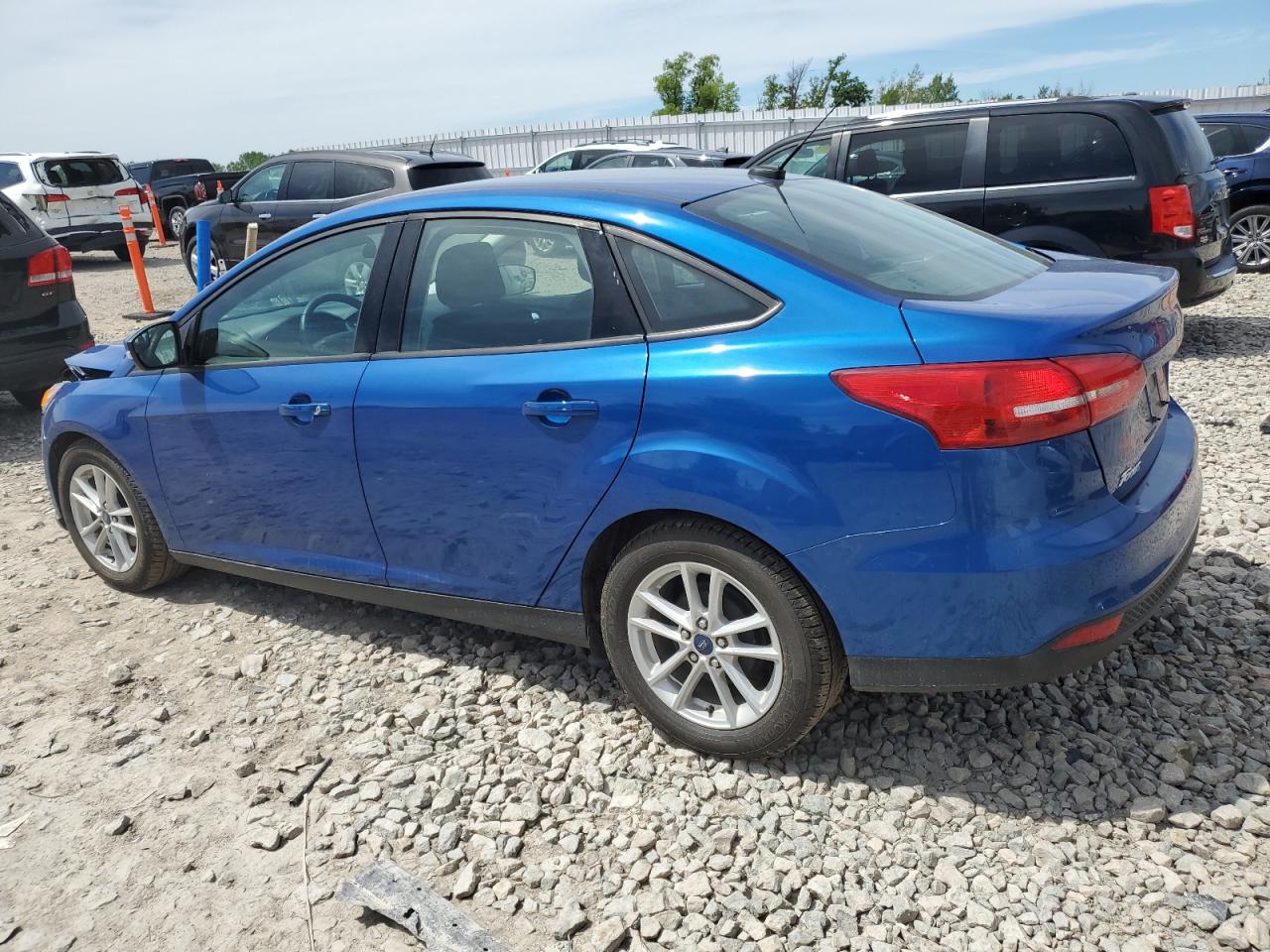 1FADP3F29JL211324 2018 Ford Focus Se