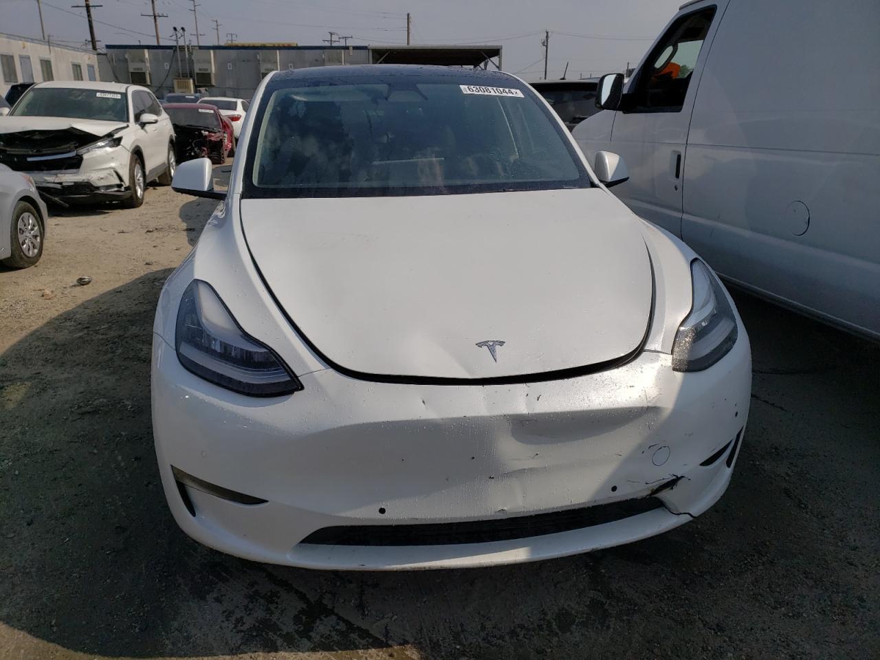 2022 Tesla Model Y vin: 7SAYGDEEXNF480909