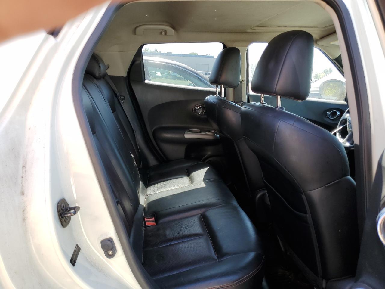 JN8AF5MR1BT004914 2011 Nissan Juke S