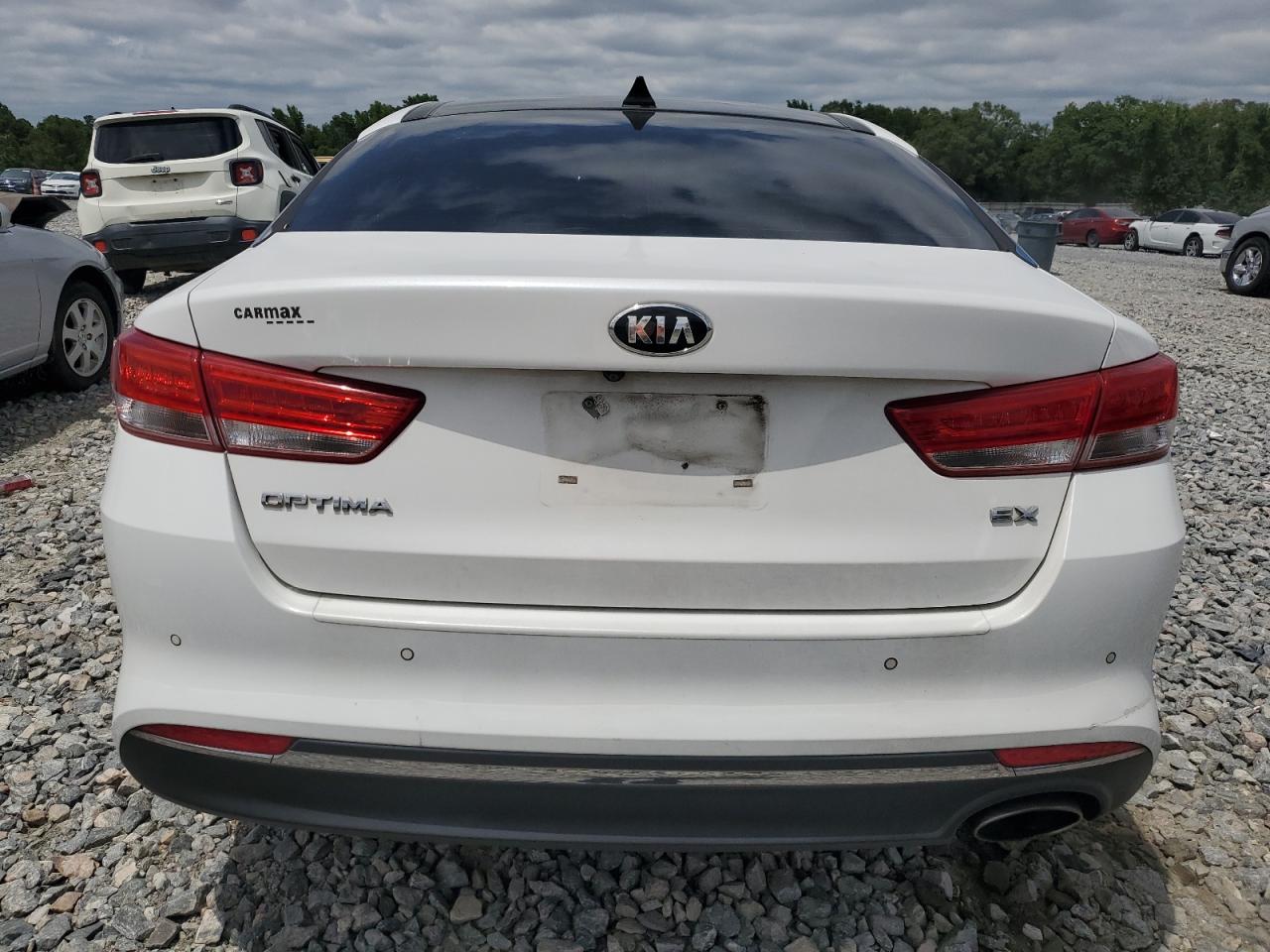 5XXGU4L30JG204880 2018 Kia Optima Ex
