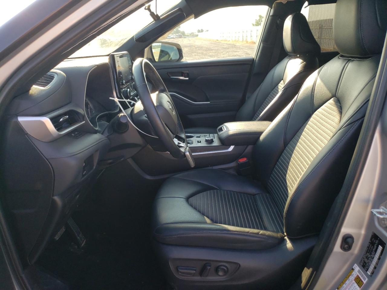 5TDLZRBH5NS219616 2022 Toyota Highlander Xse