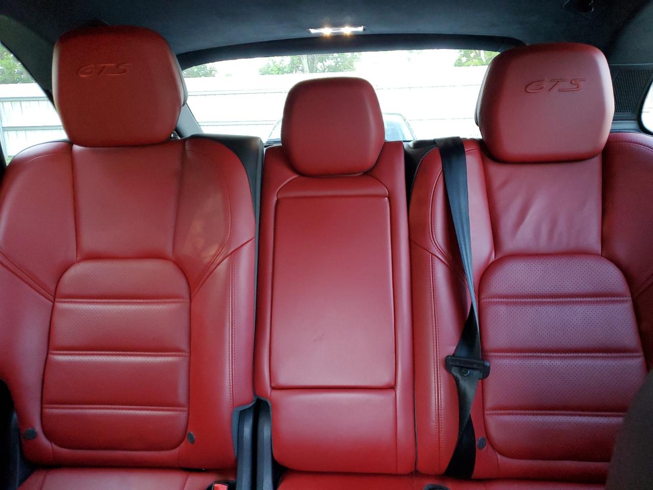 WP1AD2A20JLA80760 2018 Porsche Cayenne Gts